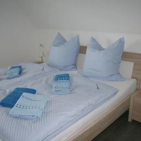 Ostseebrandung - Haus Seestern Holiday home Dranske